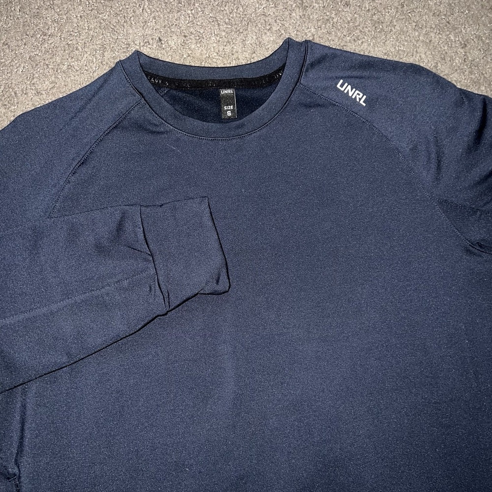 UNRL Crossover Crewneck Performance Pullover Men's Small Navy Blue Stretch